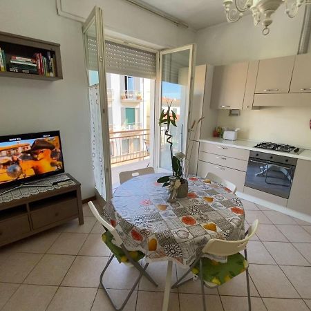Appartamento Nel Cuore Di Viareggio Kültér fotó